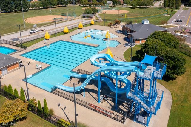 198 Plymouth Drive, Bay Village, OH 44140