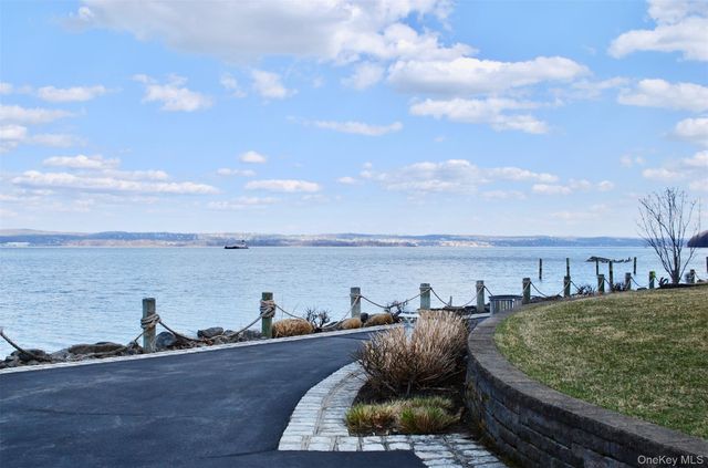 3106 Leeward Drive, Haverstraw, NY 10927