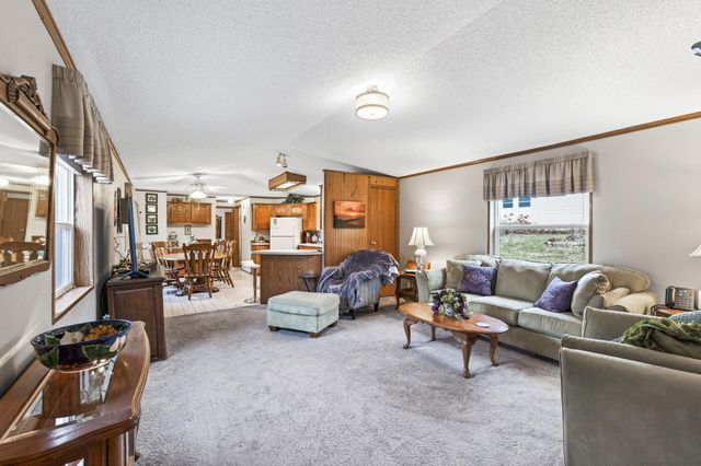 2442 Rice Street 211, Little Canada, MN 55113