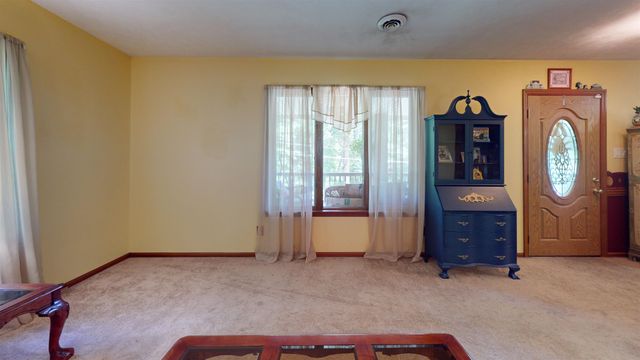 1055 Valley Court, Huntington, WV 25704