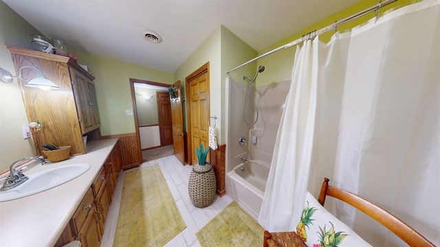1055 Valley Court, Huntington, WV 25704