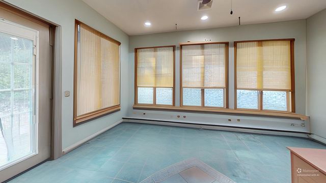 1055 Valley Court, Huntington, WV 25704
