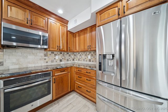 6002 S Atlanta Court 2, Tulsa, OK 74105