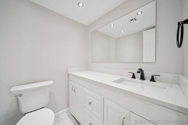 6002 S Atlanta Court 2, Tulsa, OK 74105