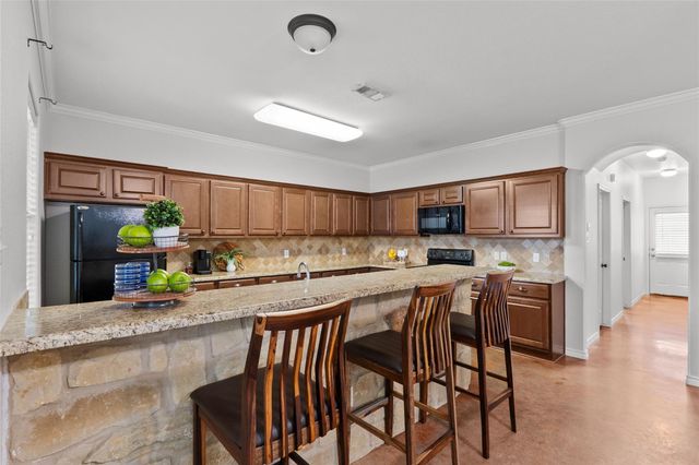 3340 Lieutenant Avenue, College Station, TX 77845