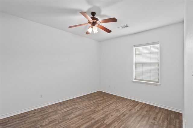 3340 Lieutenant Avenue, College Station, TX 77845