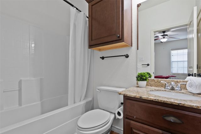 3340 Lieutenant Avenue, College Station, TX 77845