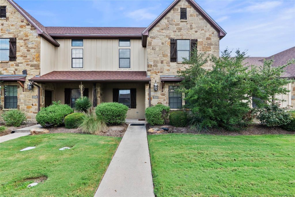 3340 Lieutenant Avenue, College Station, TX 77845