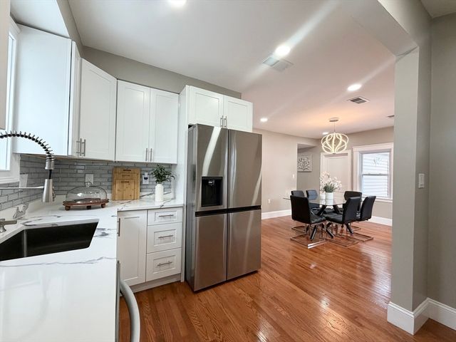 406 Chestnut St, Lynn, MA 01902