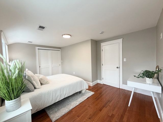 406 Chestnut St, Lynn, MA 01902