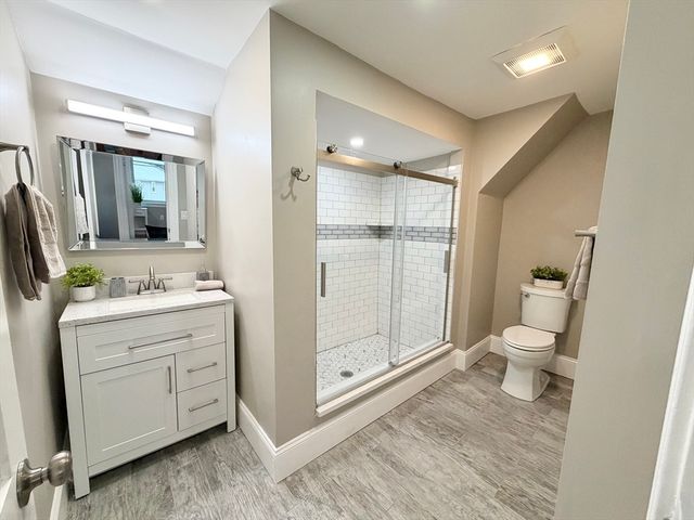 406 Chestnut St, Lynn, MA 01902