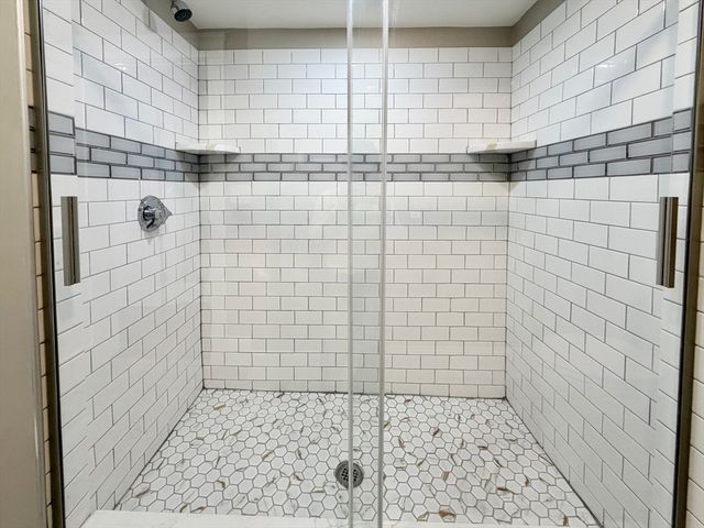 406 Chestnut St, Lynn, MA 01902