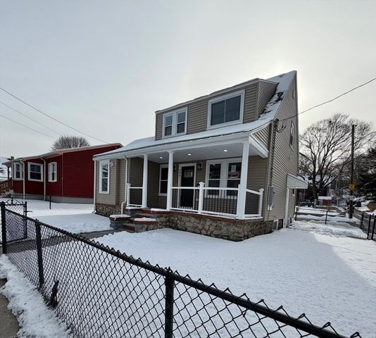 406 Chestnut St, Lynn, MA 01902