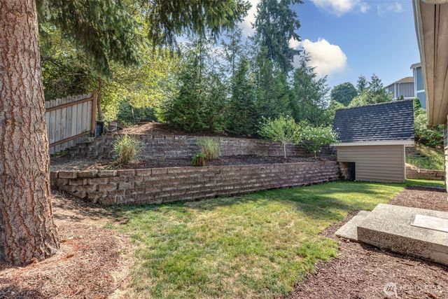 8183 NE 165th Street, Kenmore, WA 98028