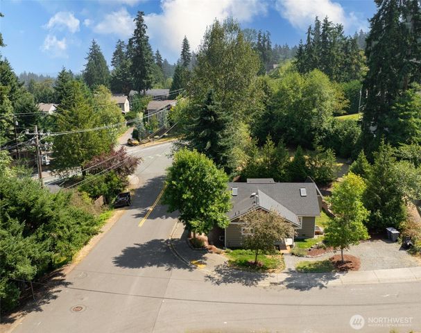 8183 NE 165th Street, Kenmore, WA 98028
