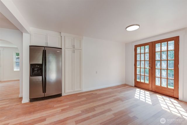 8183 NE 165th Street, Kenmore, WA 98028