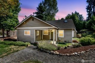 8183 NE 165th Street, Kenmore, WA 98028