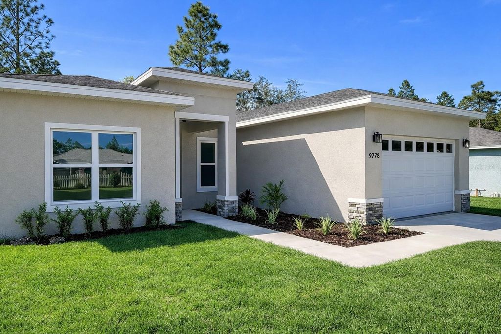 Image 5 of property listing at 9778 N CHAPEL WAY, Citrus Springs, FL 34433