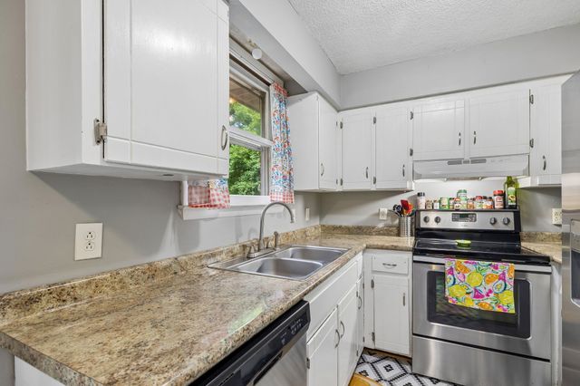 109 Red Berry Rd, Smyrna, TN 37167