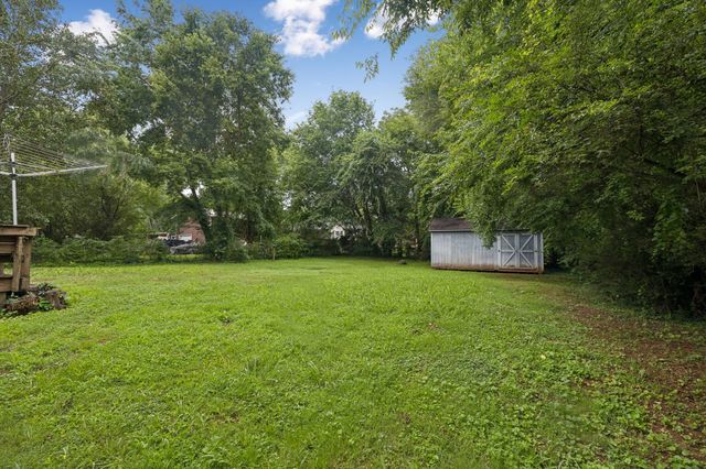 109 Red Berry Rd, Smyrna, TN 37167