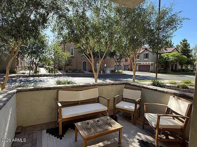 2658 S Harmony Avenue, Gilbert, AZ 85295