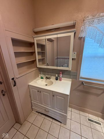 1710 E National Avenue, Brazil, IN 47834