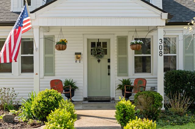 308 5th Ave, Columbia, TN 38401