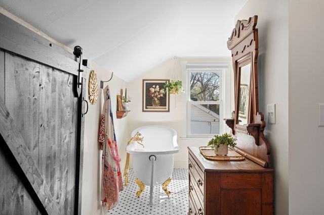 308 5th Ave, Columbia, TN 38401