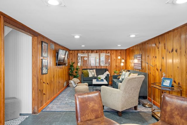 308 5th Ave, Columbia, TN 38401