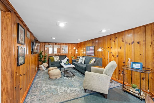 308 5th Ave, Columbia, TN 38401