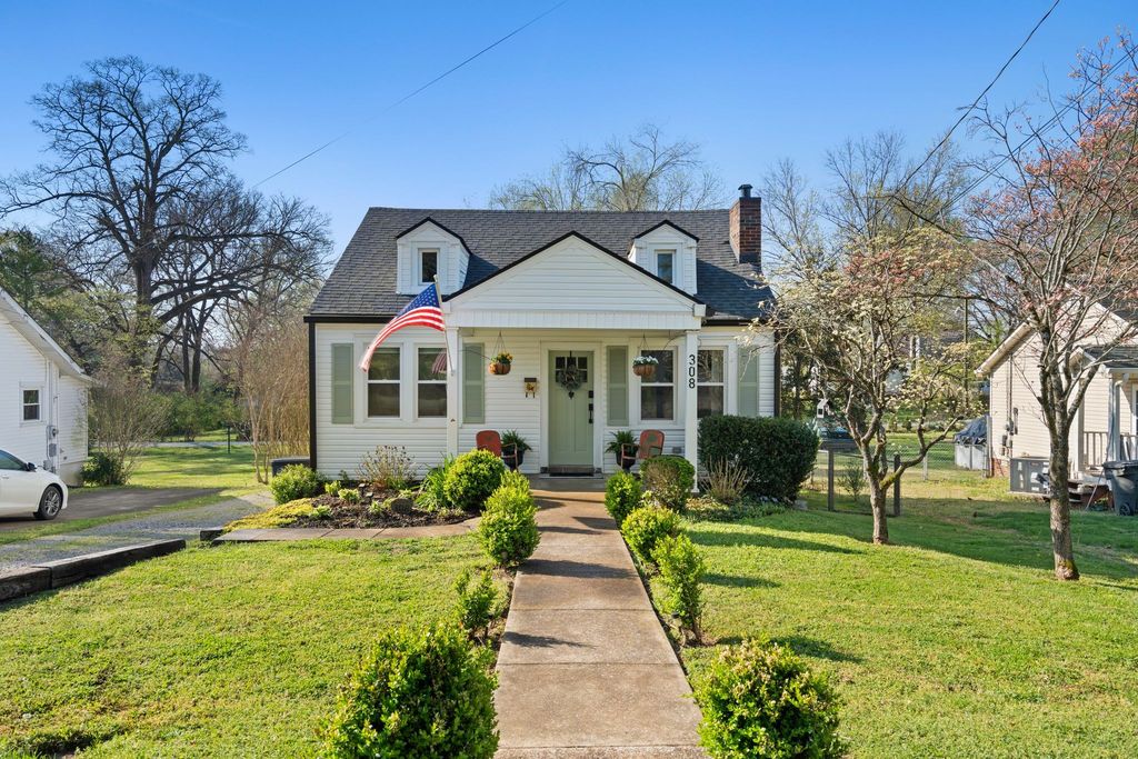 308 5th Ave, Columbia, TN 38401