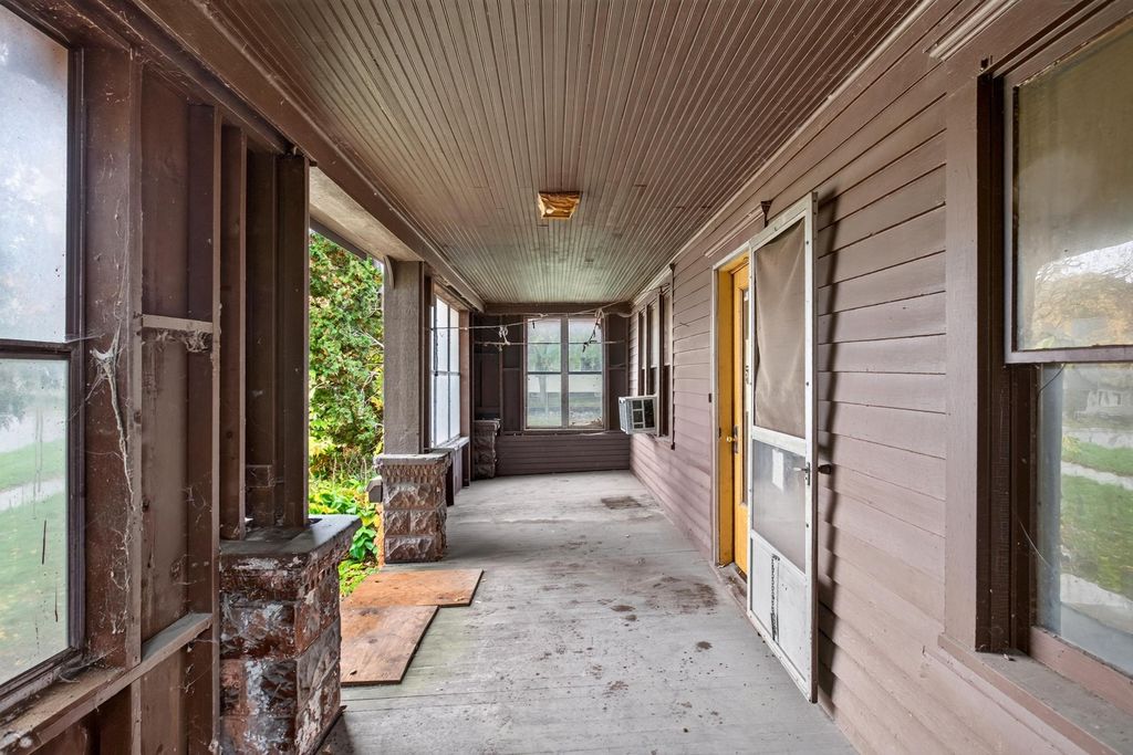 112 3rd Street E, Jordan, MN 55352 — photo 2