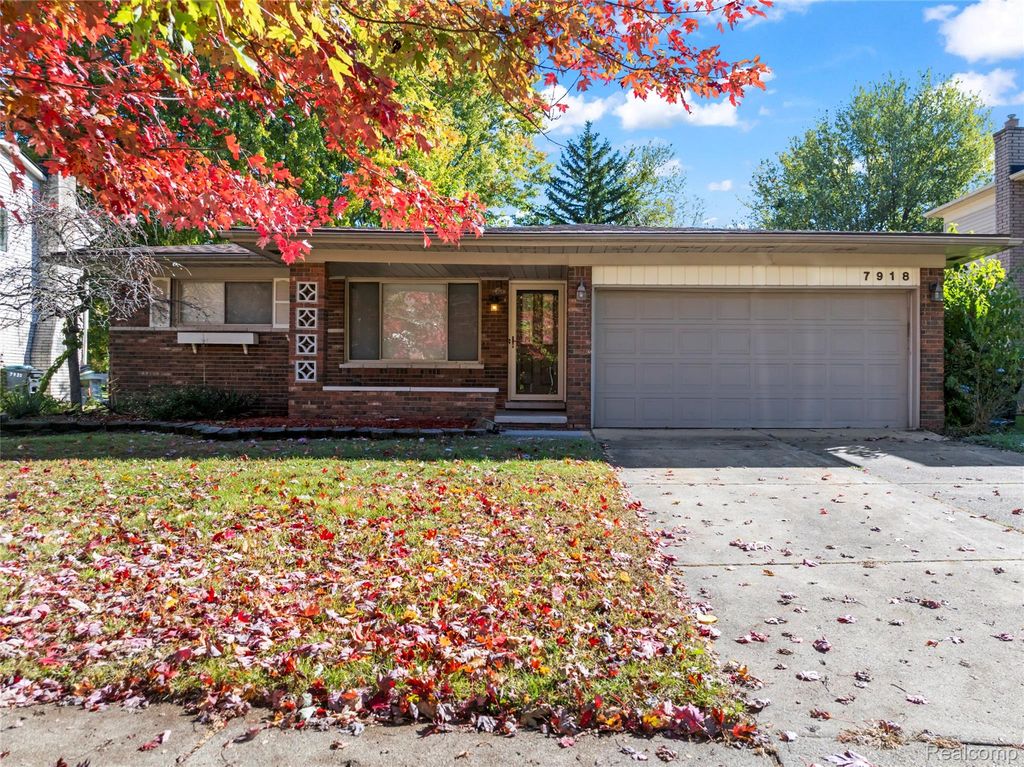 7918 Fleet Street, Canton Charter Township, MI 48187