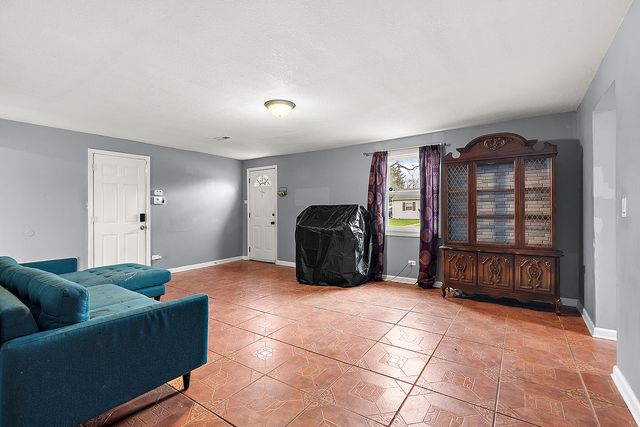 201 KATHLYN Place, Joliet, IL 60436