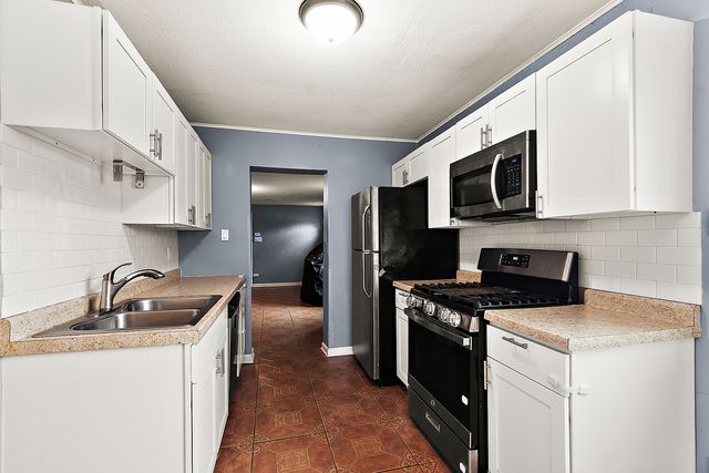 201 KATHLYN Place, Joliet, IL 60436