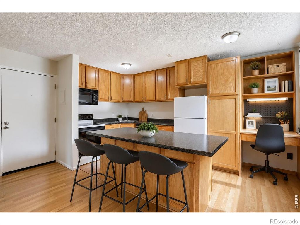 3030 Oneal Parkway 19, Boulder, CO 80301