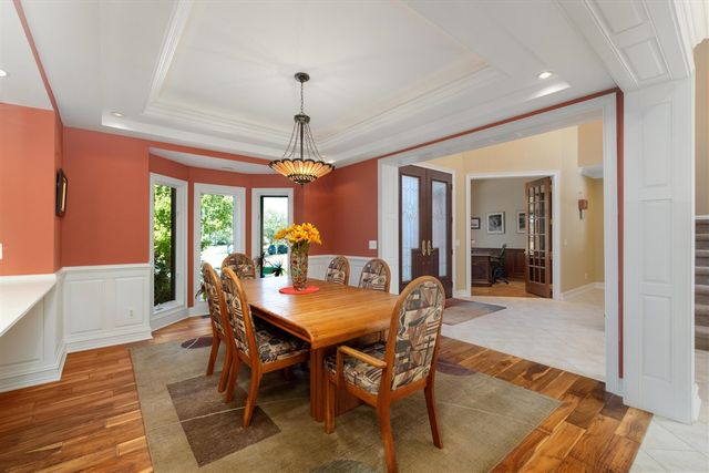 7040 Royal Villa Court, Canton, MI 48187