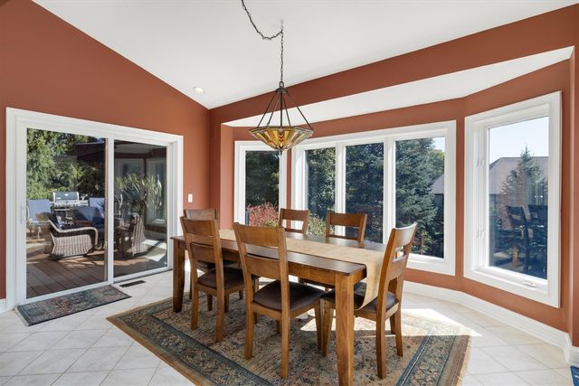 7040 Royal Villa Court, Canton, MI 48187