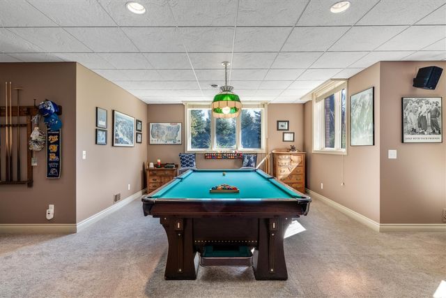 7040 Royal Villa Court, Canton, MI 48187