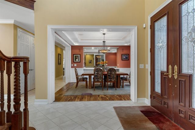 7040 Royal Villa Court, Canton, MI 48187