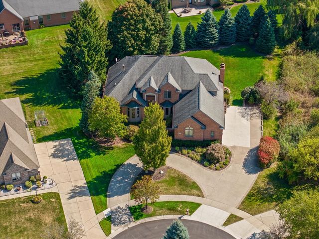 7040 Royal Villa Court, Canton, MI 48187