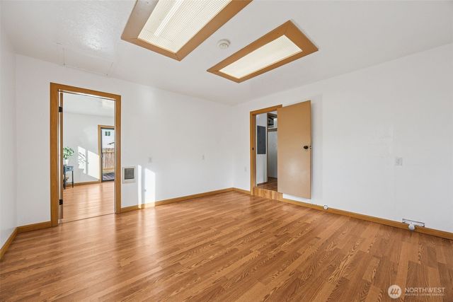 11918 240th Avenue Ct E, Buckley, WA 98321