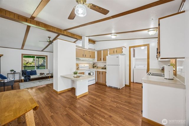 11918 240th Avenue Ct E, Buckley, WA 98321