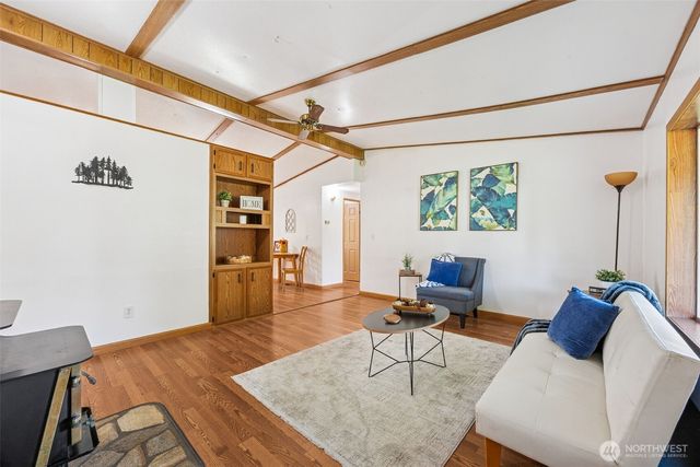 11918 240th Avenue Ct E, Buckley, WA 98321