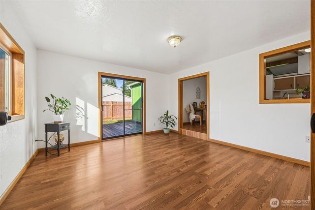 11918 240th Avenue Ct E, Buckley, WA 98321