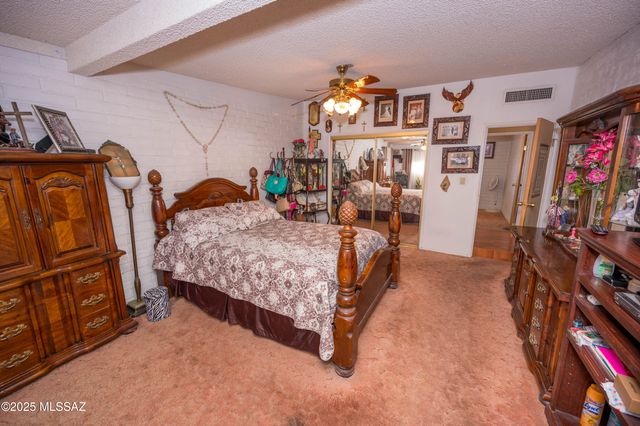 336 E Calle Soto, Nogales, AZ 85621