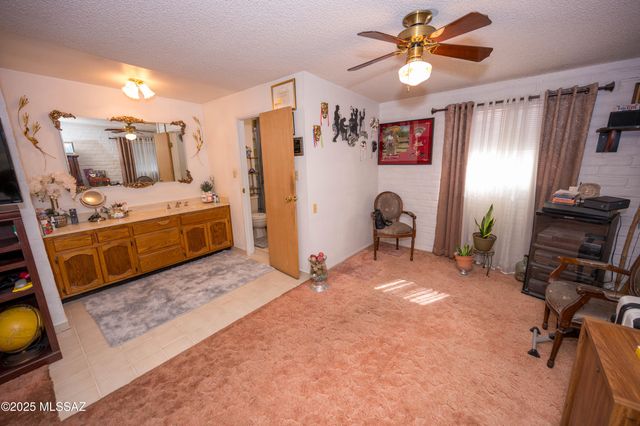 336 E Calle Soto, Nogales, AZ 85621
