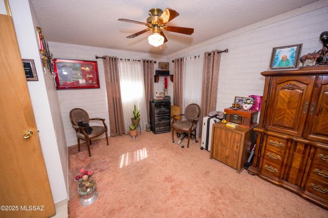 336 E Calle Soto, Nogales, AZ 85621