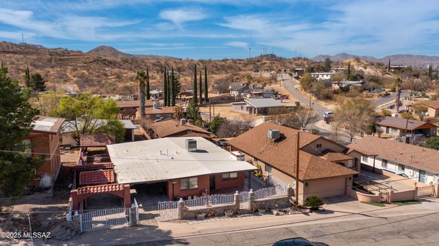 336 E Calle Soto, Nogales, AZ 85621
