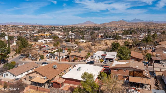336 E Calle Soto, Nogales, AZ 85621